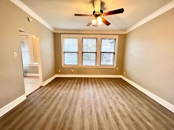 4th image of 2153 Washington Ave APT 17