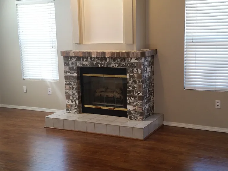 2024 Panay Dr SW — Photo 9