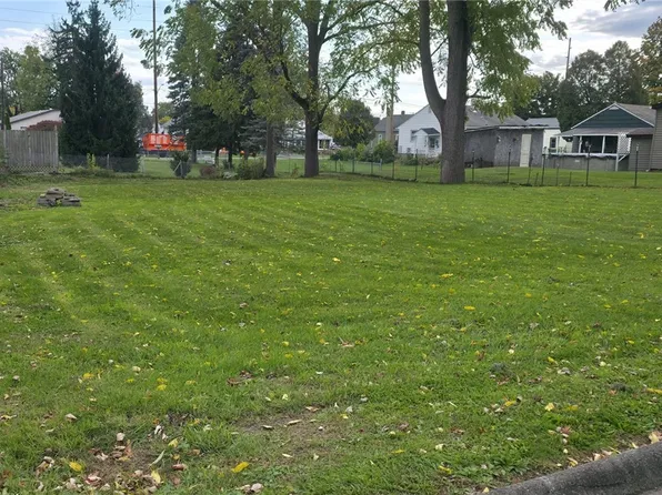 317 Owens Ave, Elmira, NY 14903