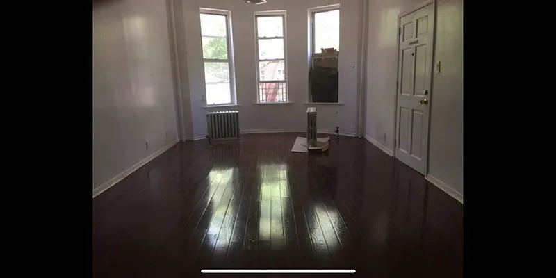 Rented by Delmark Realty LLC | media 2