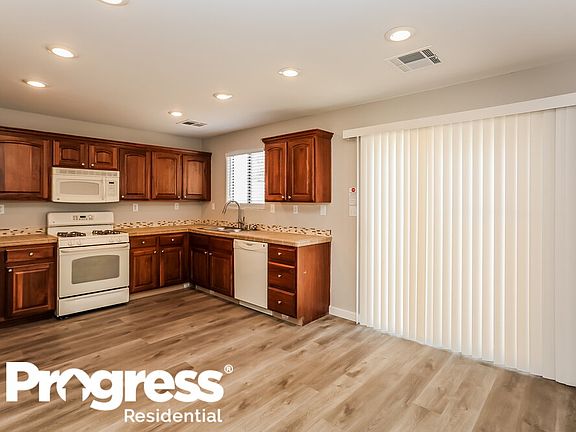 5th image of 8360 Wildwood Glen Dr