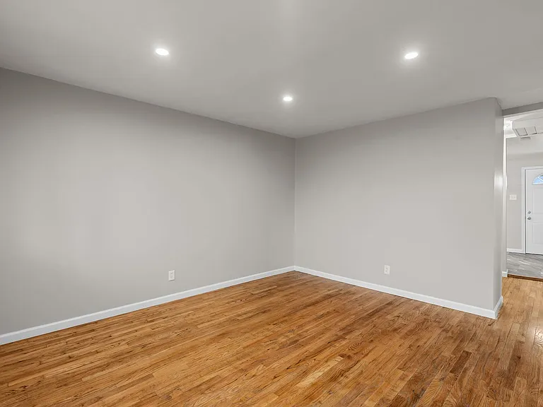 945 Ohlman Ave — Photo 15