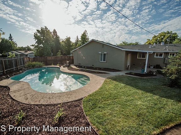 2nd image of 8120 Waikiki Dr