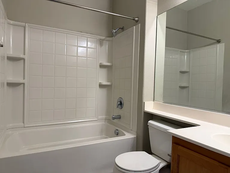 3910 Legend Hills St #201 — Photo 10
