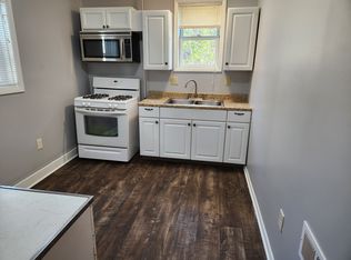 925 13th St #B, New Brighton, PA 15066