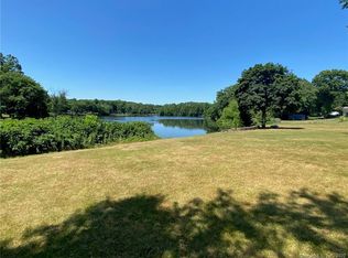 564 Grassy Hill Rd, Orange, CT 06477