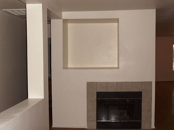 3rd image of 717 Forest Haven Way