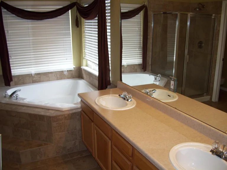16141 Martingale Dr — Photo 17