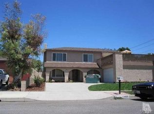 2420 N Sweetwood St, Simi Valley, CA 93063