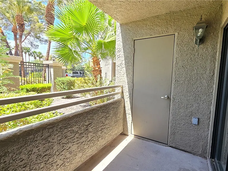 5002 S Rainbow Blvd #103 — Photo 24