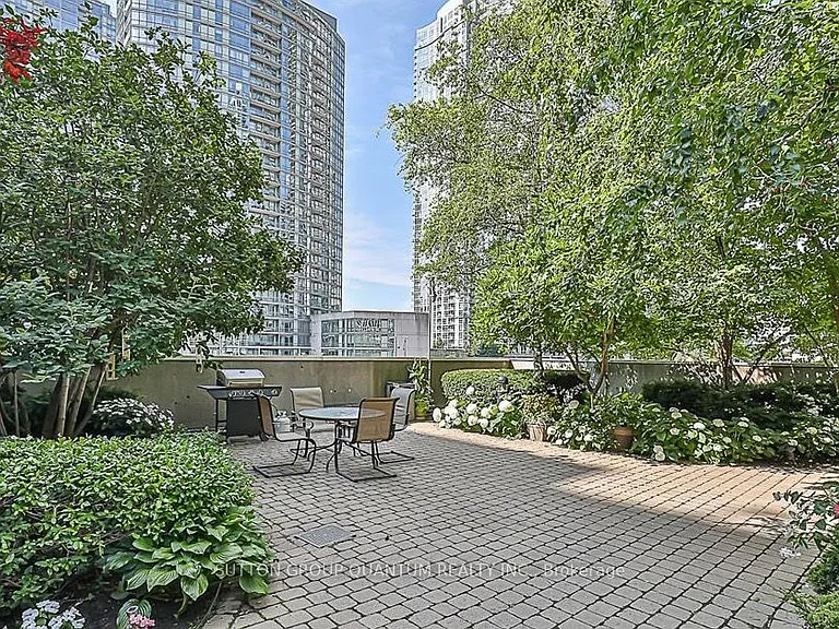 81 Navy Wharf Ct #3009 — Photo 22