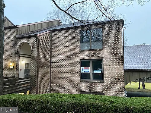 13 E Fairway Rd #E Photo 1