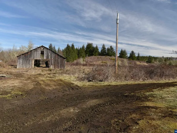 8700 Steel Bridge Rd, Sheridan, OR 97378