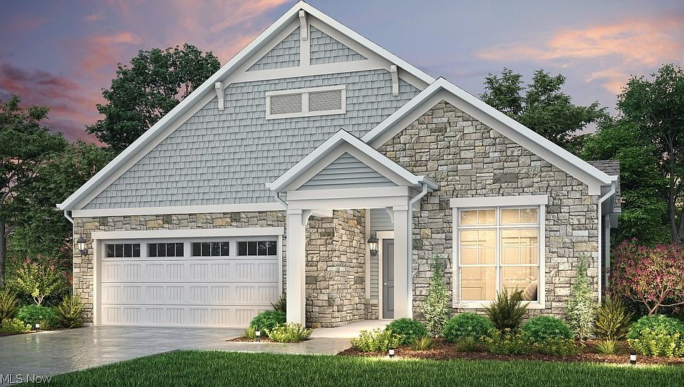 2nd image of 213 Elm Ln
