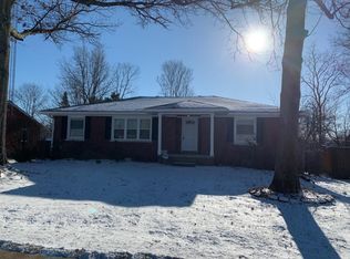 832 Laurel Hill Rd, Lexington, KY 40504