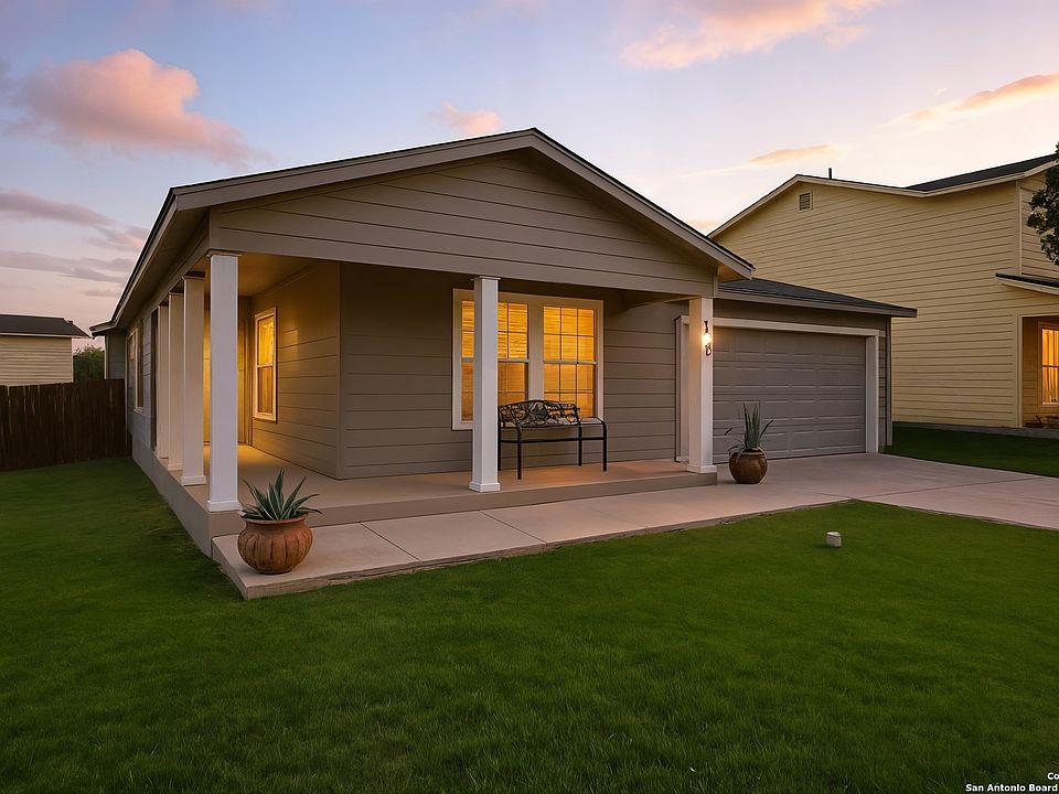 1st image of 119 SPRUCE BREEZE