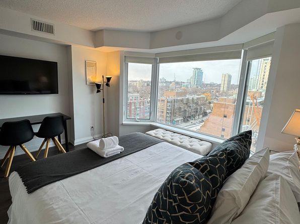 155 Yorkville Ave #1003, Toronto, ON M5R 0B4