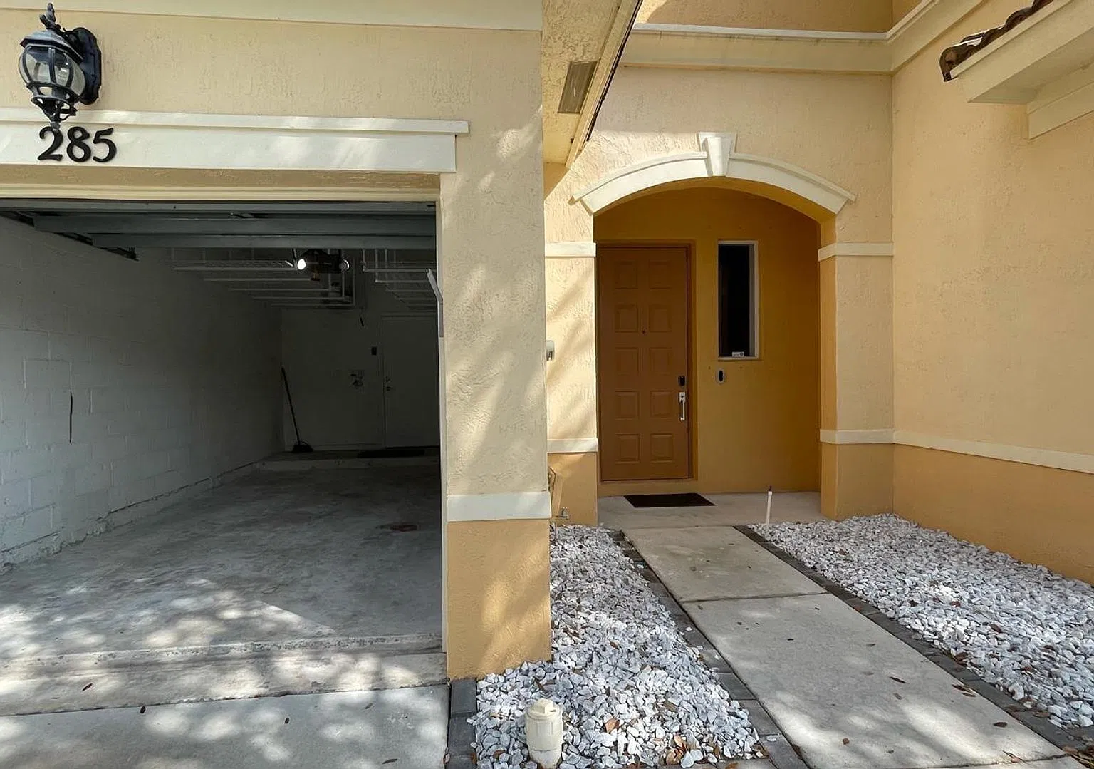 Seminole Estates — Photo 1