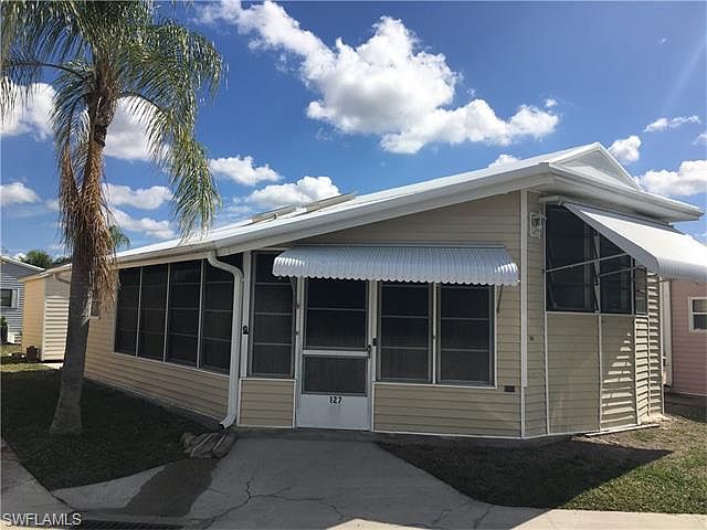 1st image of 127 Sugar Sand Ave