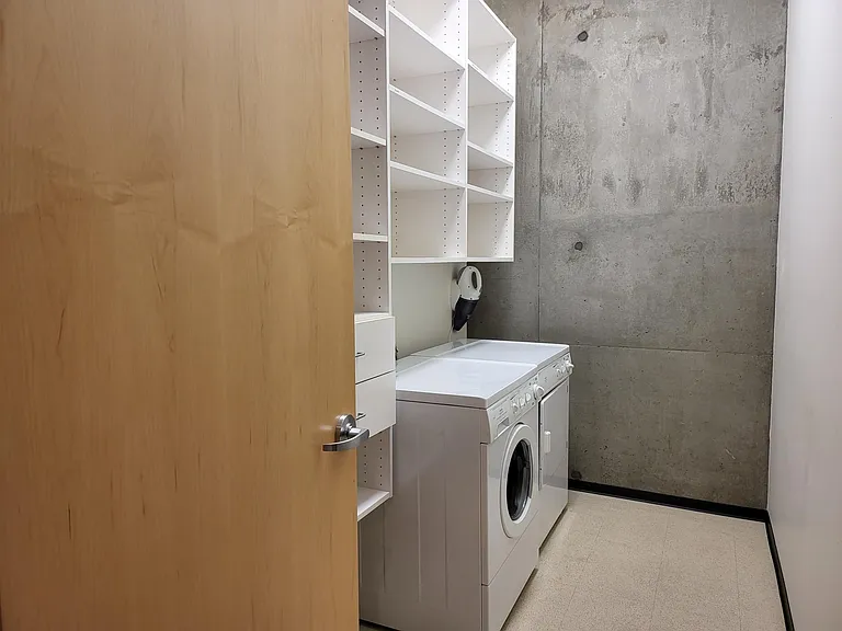 420 NW 11th Ave #812 — Photo 7