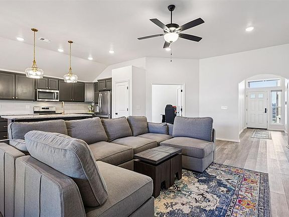 5th image of 6509 SE 88th St