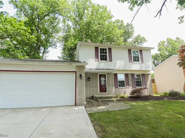 537 Howells Ct, Eastlake, OH 44095