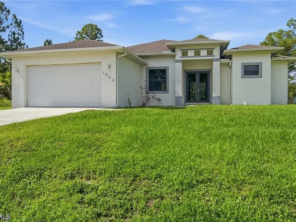 1002 E 5th St, Lehigh Acres, FL 33972