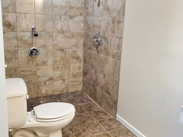 202 W 5th Ave #9 — Photo 6