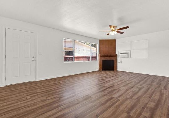 5th image of 642 Jefferson Ave