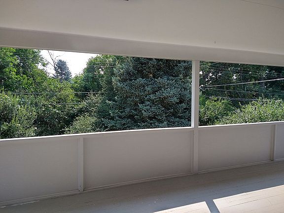 Screen Porch