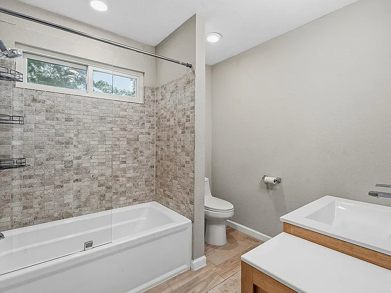 1109 Traci Michelle Dr — Photo 15