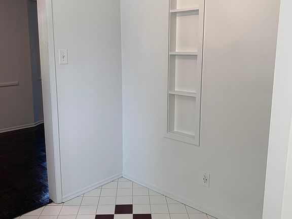 4th image of 2274 N Gower St APT 5