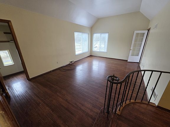 3rd image of 2302 Kenwood Blvd APT 5