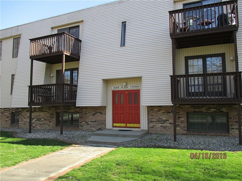 511 Broadway Ave APT 101, Mattoon, IL 61938 Zillow