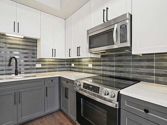 3rd image of 1875 Post Oak Park Dr APT 302