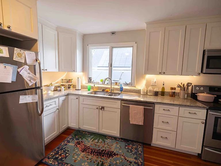 12 Benham St #2 — Photo 7