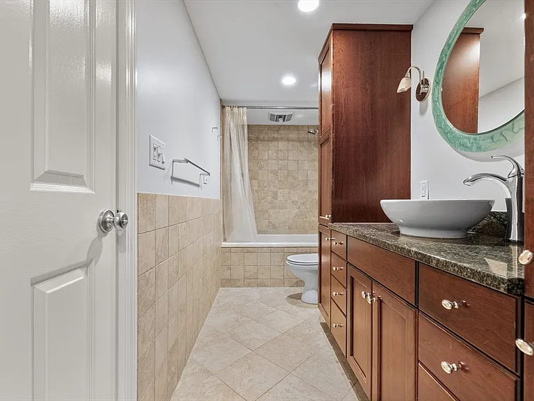 403 Marlborough St #13C — Photo 15