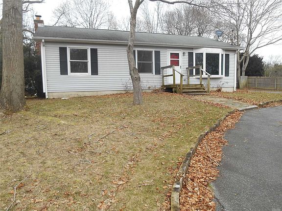 2nd image of 60 N Railroad Ave