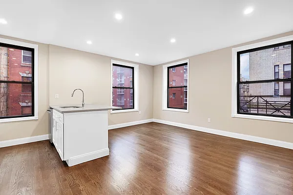 Rented by Cooper & Cooper Real Estate | media 19