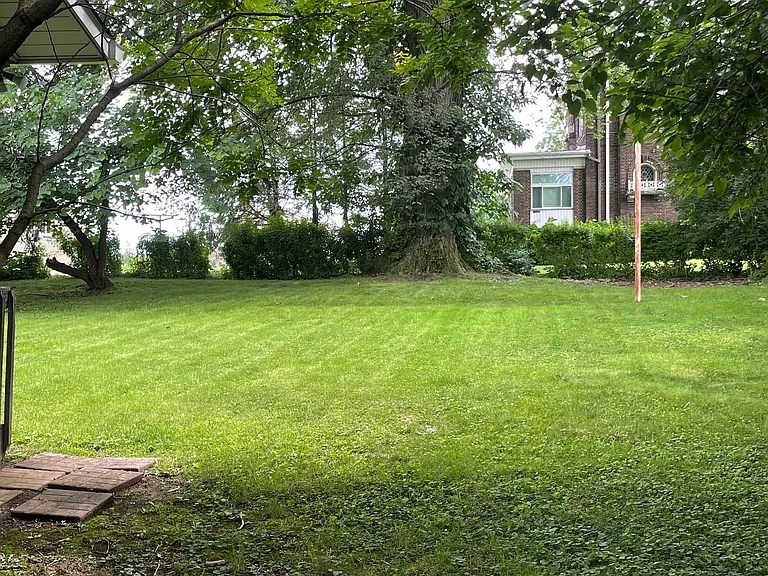 926 Tropical Ave — Photo 25