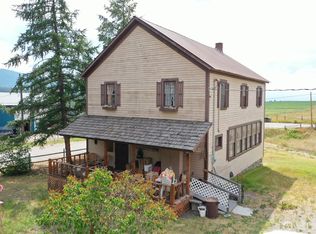 7 W Lost Lake Rd, Tonasket, WA 98855