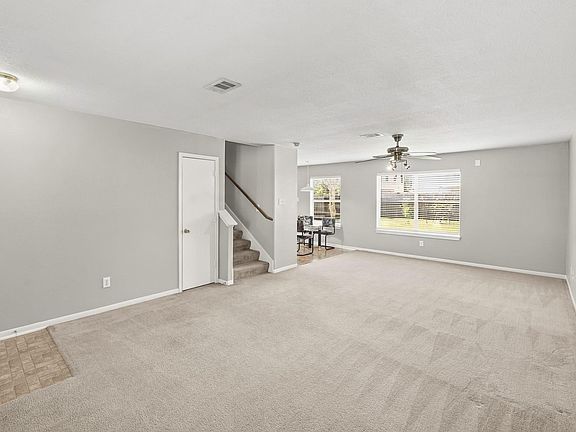 3rd image of 3211 Barkers Crossing Avenue