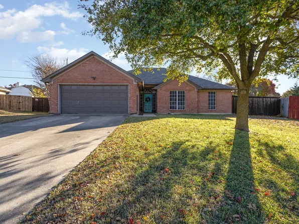 14 Connecticut Ave, Midlothian, TX 76065