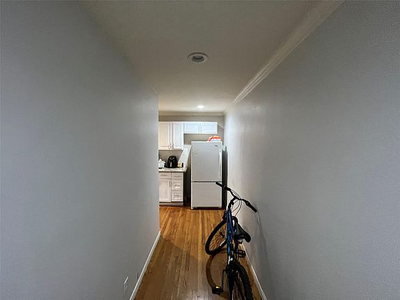 2nd image of 3607 Rosalie St