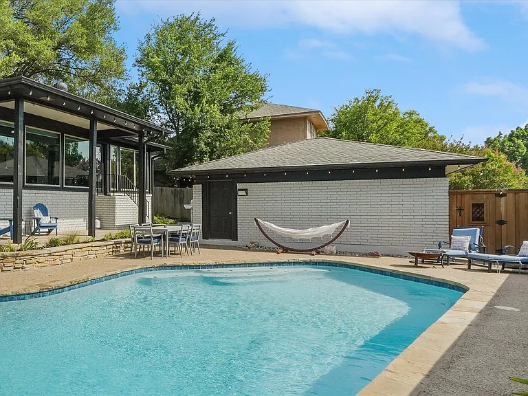 1608 S Alamo Rd — Photo 41
