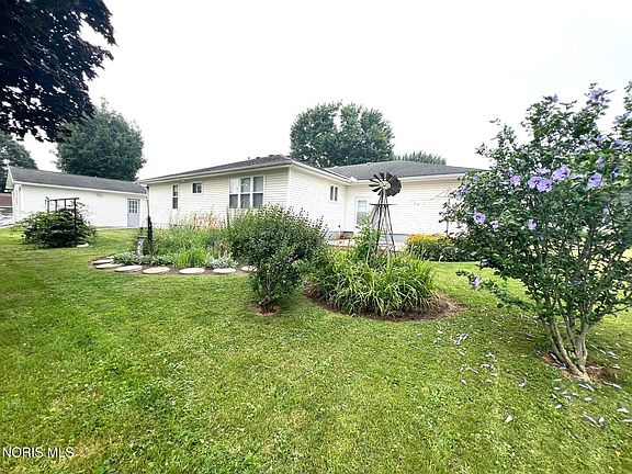 5th image of 613 Gamber Ct