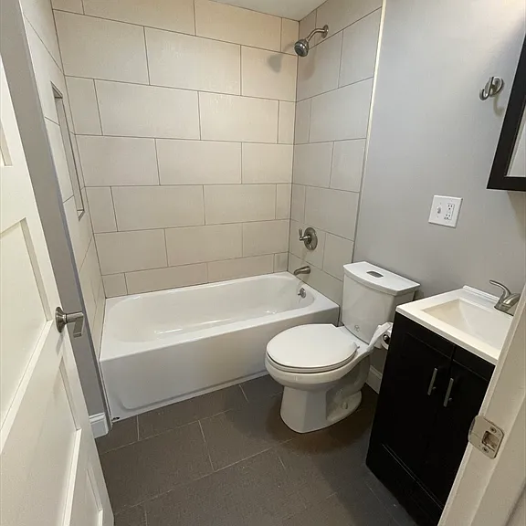 122 Berkshire St #4 — Photo 3