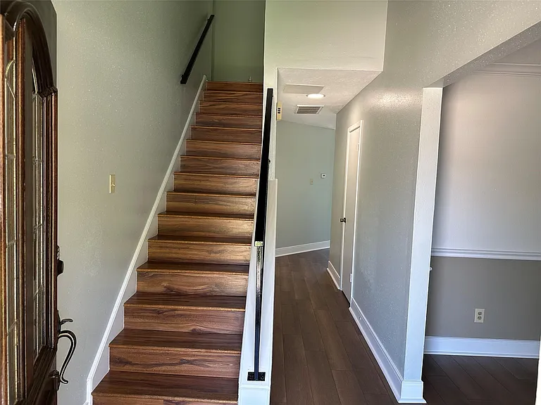 3230 Tynemeadow Ct — Photo 3