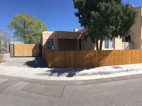 814 Edith Blvd NE Unit 1, Albuquerque, NM 87102