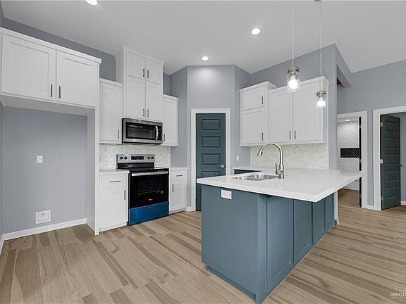 3rd image of 4205 S Kemp Ave